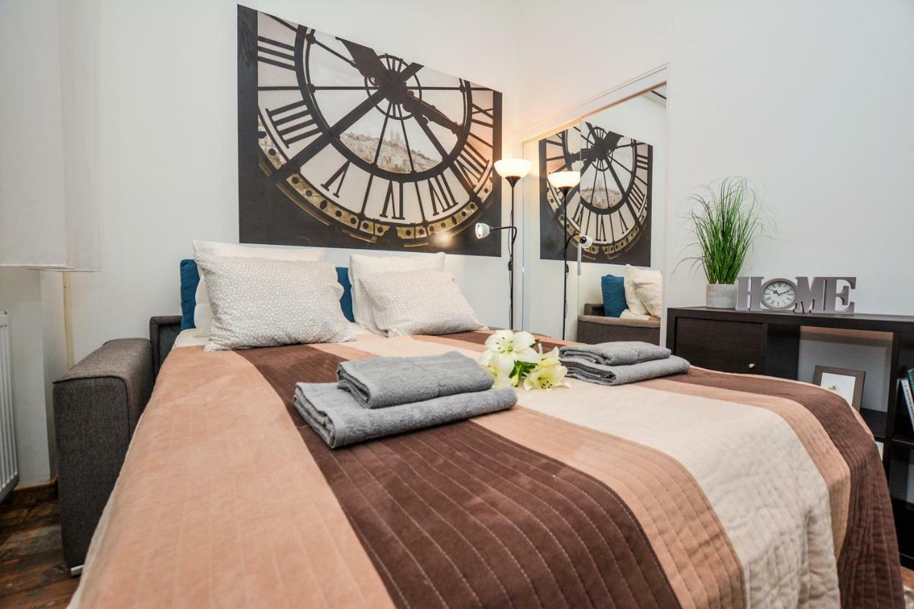 Timeless Apartment With Free Private Parking Budapest Eksteriør billede