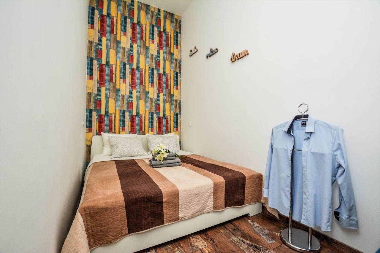 Timeless Apartment With Free Private Parking Budapest Eksteriør billede